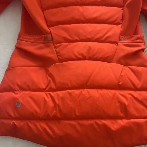 Lululemon jacket - Picture 3 of 3